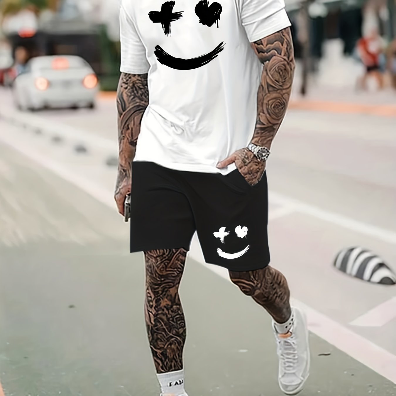 2-teiliges Trend-Outfit für Herren mit „Big Smile“-Muster Lässiges Set aus Rundhals-T-Shirt mit kurzen Ärmeln und Shorts