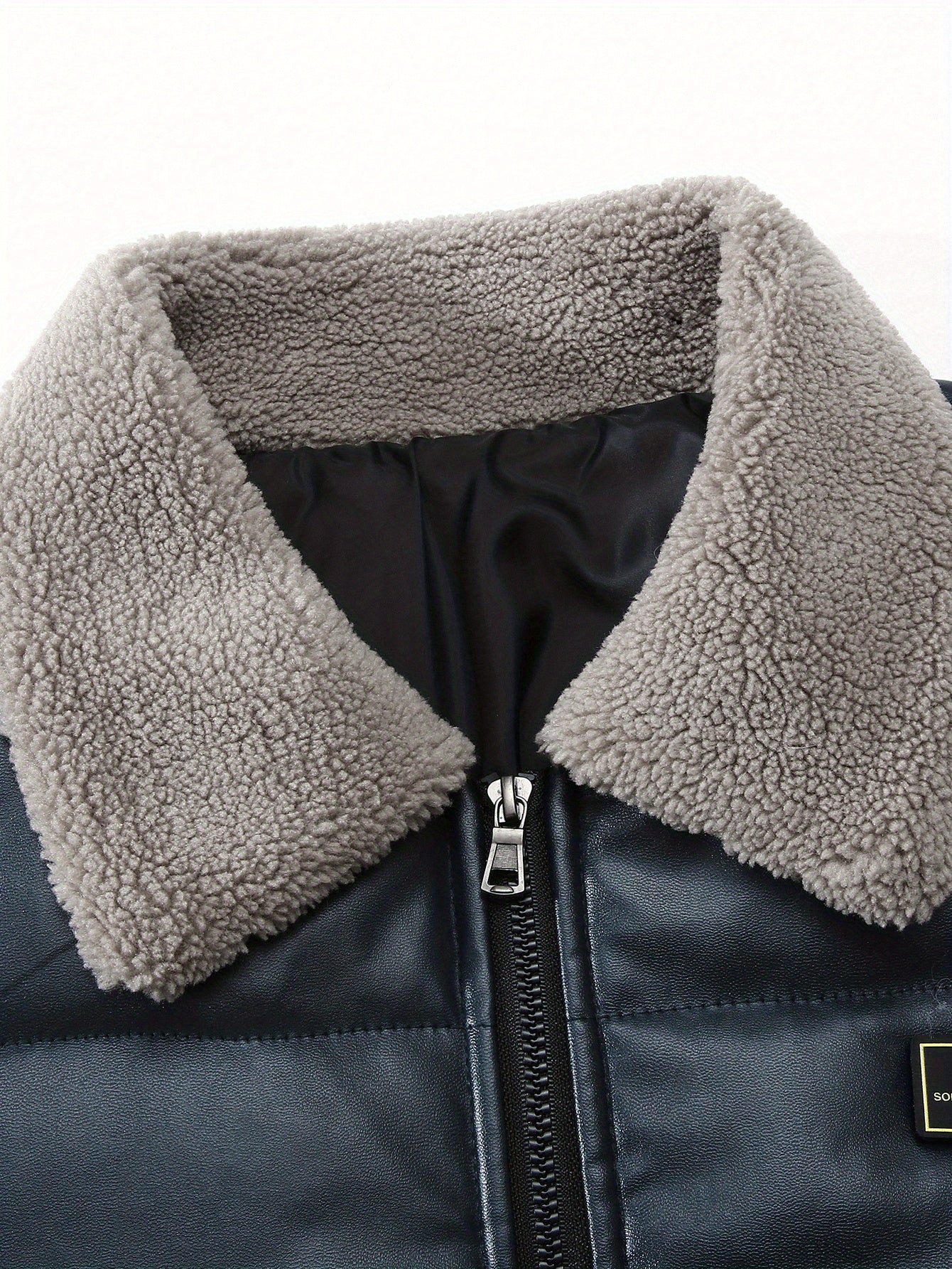 Herren Winterjacke in Heavy-Duty-Qualität – Schwarzer Kälteschutz-Mantel mit Reißverschlusstaschen, formell & elegant